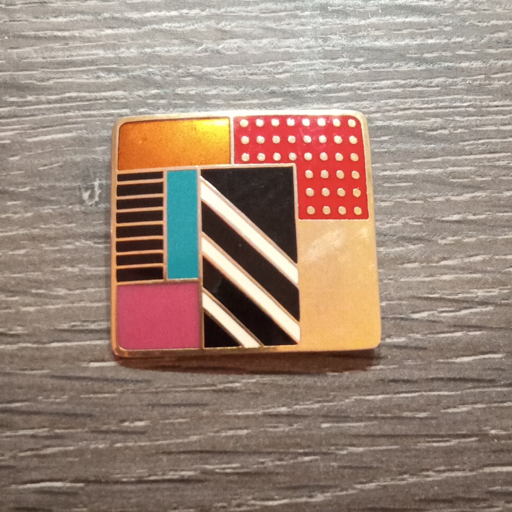 Laurel Burch pin